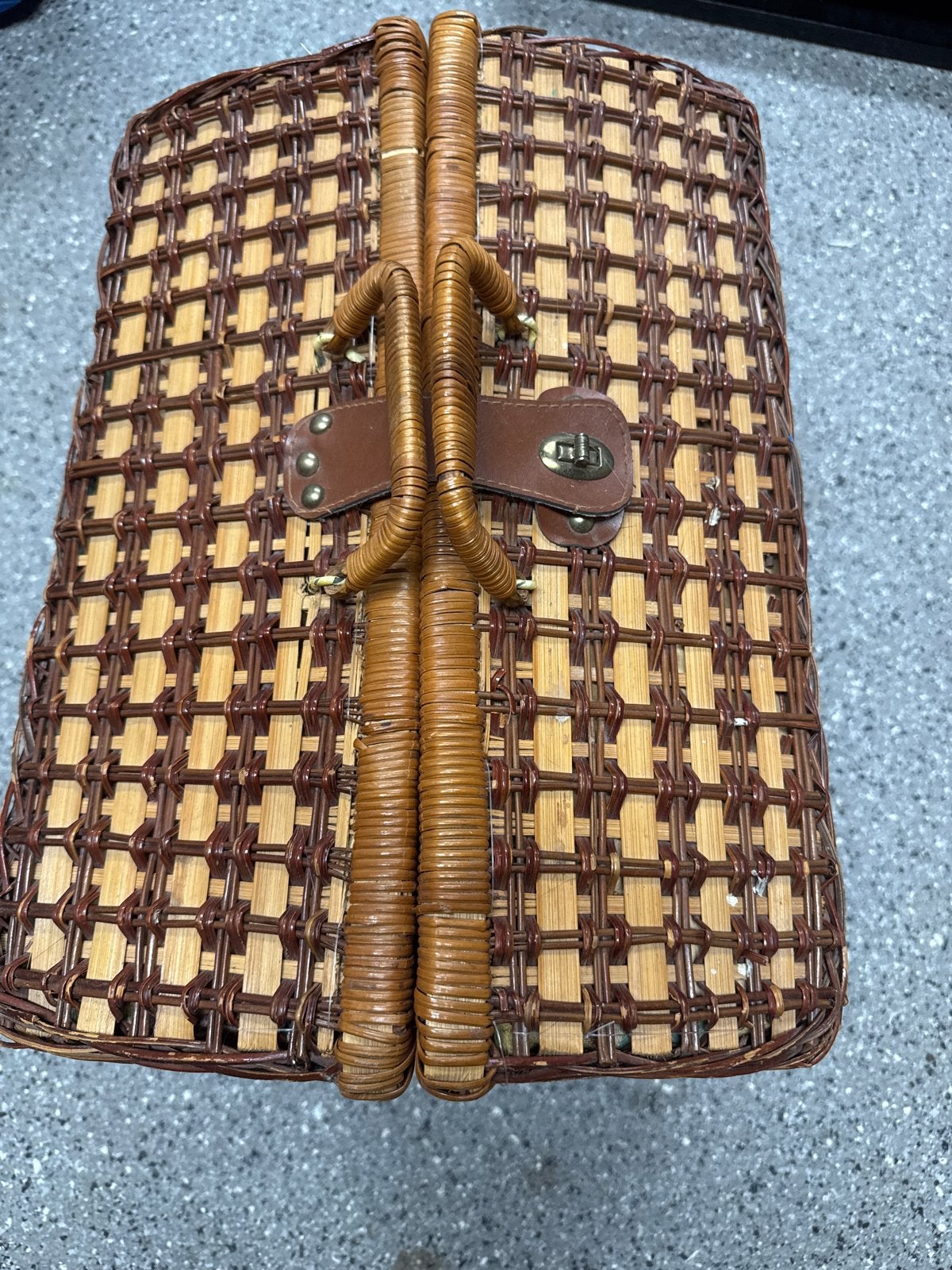 Vintage picknickmand met servies en bestek, Ophalen, Vintage, Meerkleurig, Nieuw