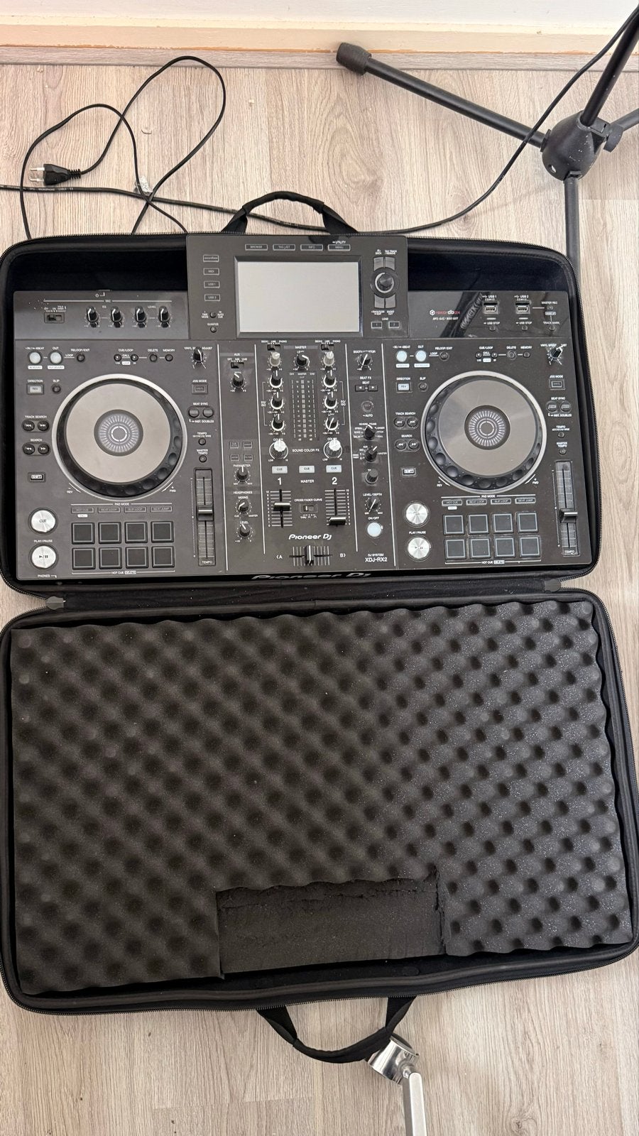 Pioneer XDJ-RX2 DJ-controller - Zo goed als nieuw, Muziek en Instrumenten, Dj-sets en Draaitafels, Ophalen, Zo goed als nieuw