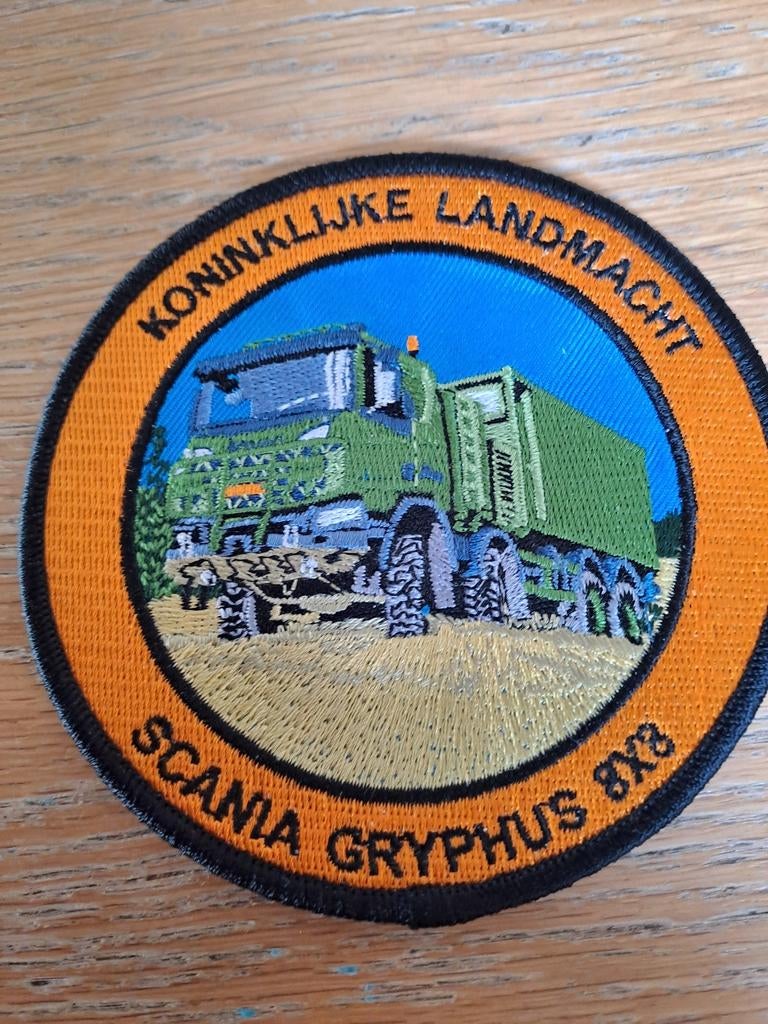 Embleem Koninklijke Landmacht Scania Gryphus 8x8, Onbekend@voorbeeld.com, Onbekend, Ophalen of Verzenden, Onbekend