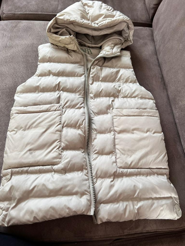 Zara meisjes bodywarmer maat 130 gebruikt, Ophalen of Verzenden, Zo goed als nieuw, Maat 34 (XS) of kleiner, Zwart