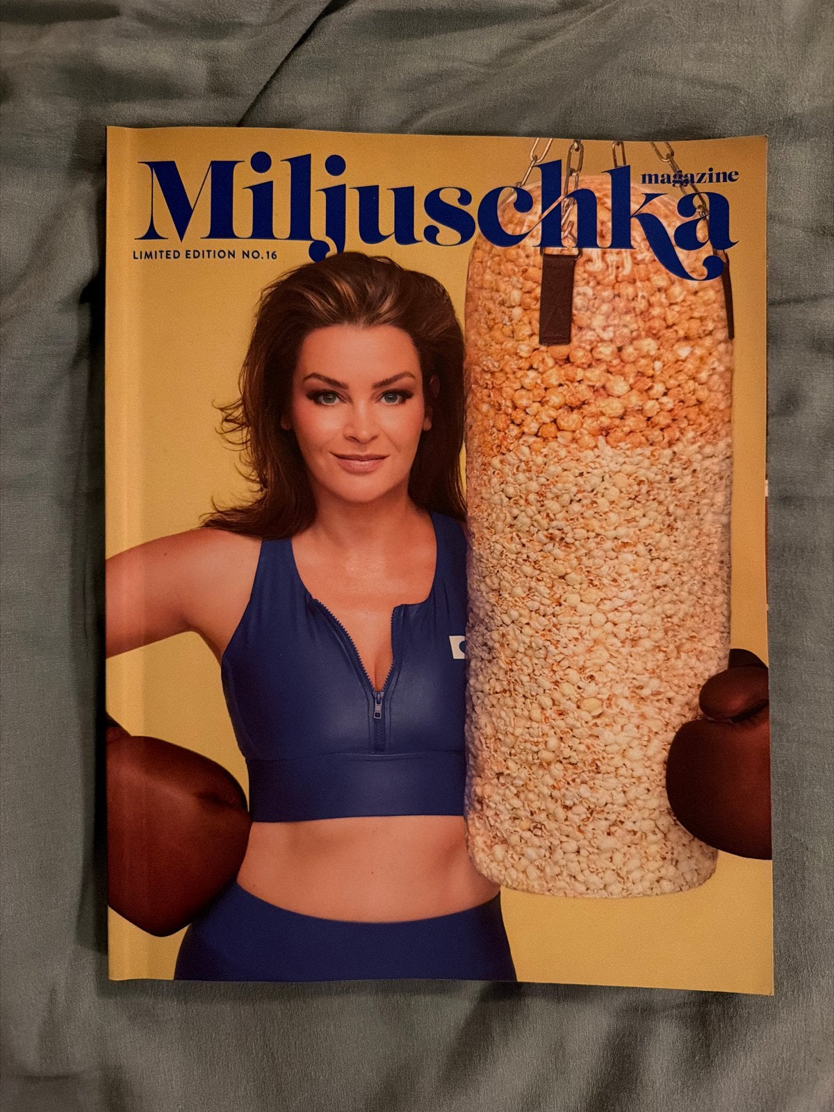 Miljuschka Magazine Limited Edition No. 16, Ophalen of Verzenden, Zo goed als nieuw, Damesbladen
