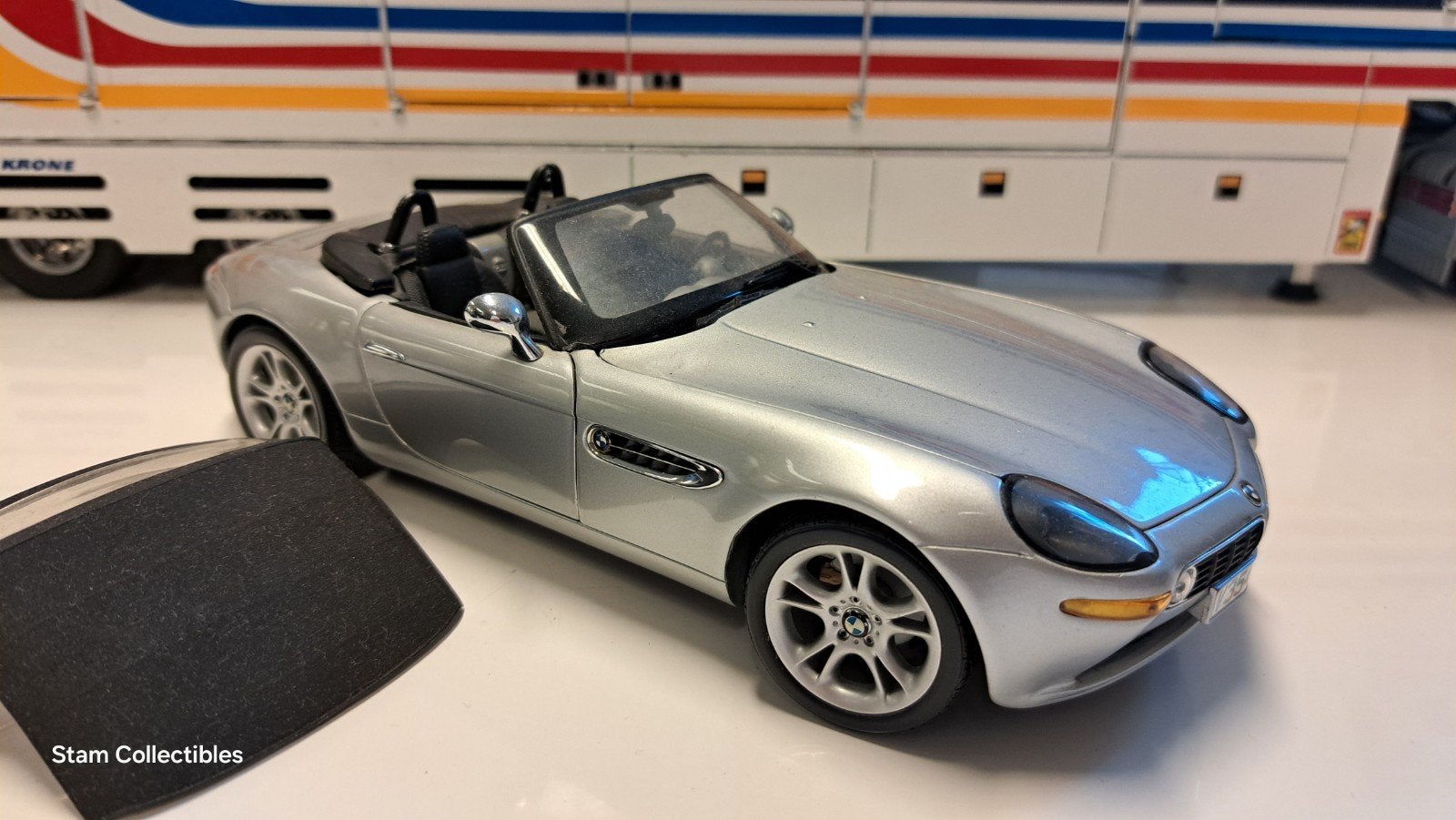Kyosho BMW Z8 Silver, Hobby en Vrije tijd, Modelauto's | 1:18, Auto, Ophalen of Verzenden, Gebruikt, Kyosho