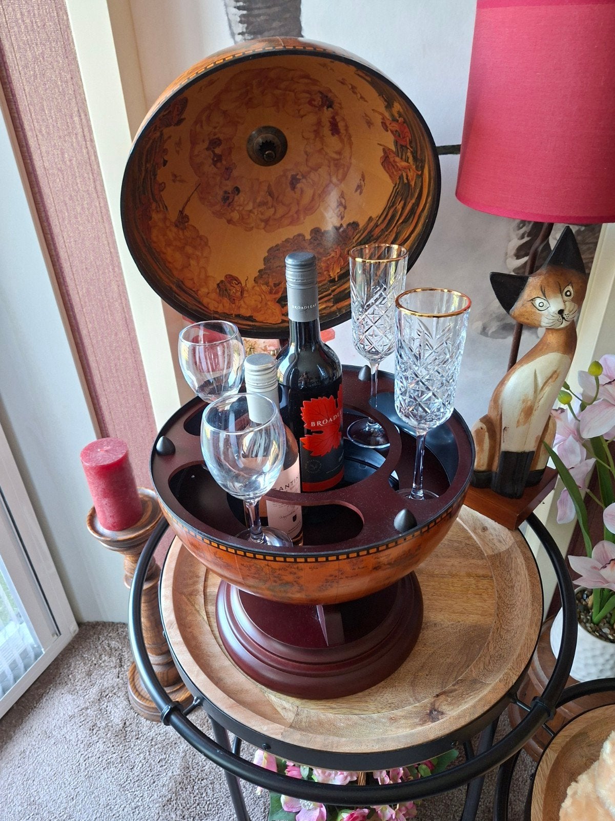 Globe bar 40.00 euro, Ophalen
