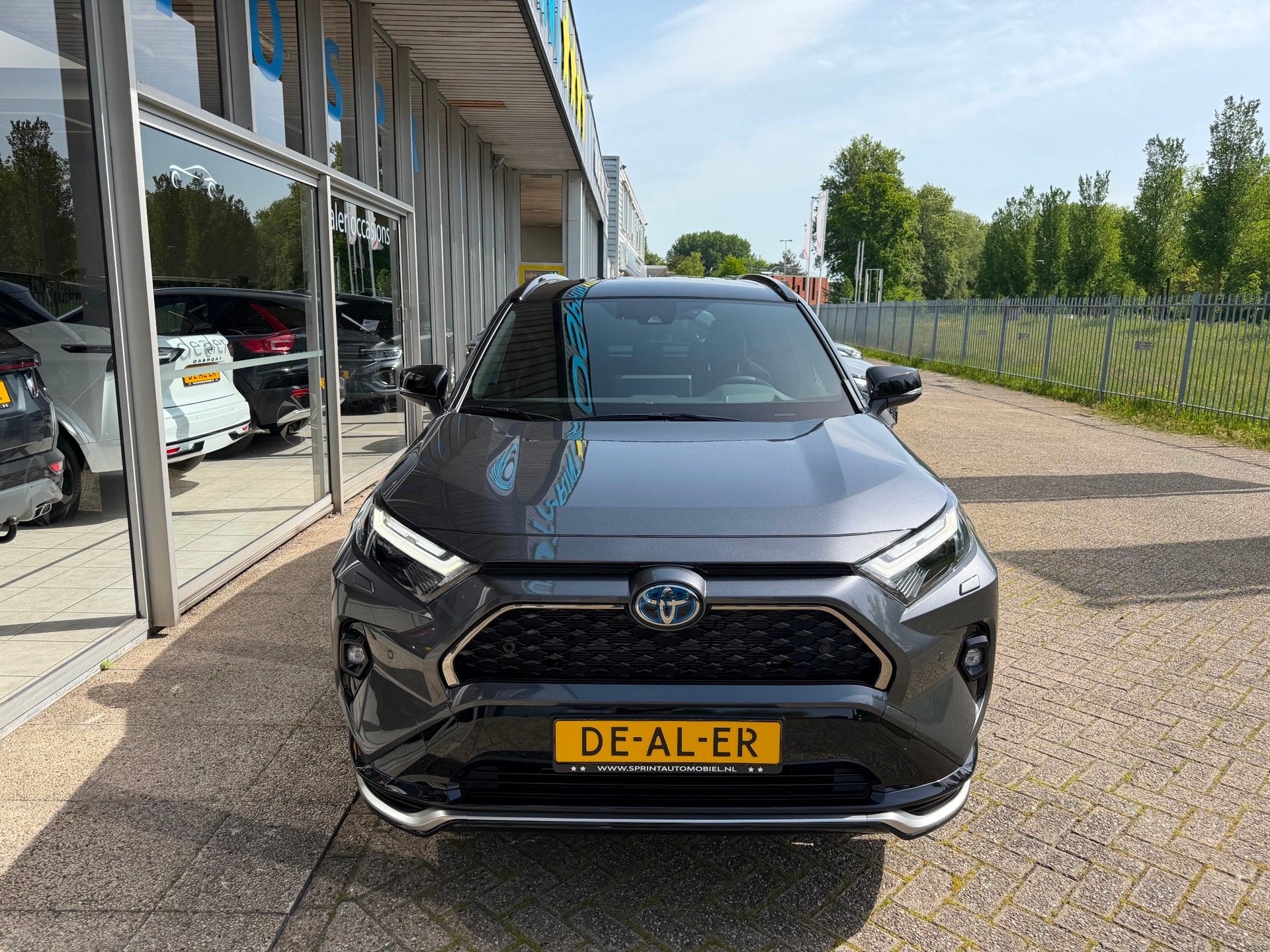 Toyota RAV4 2.5 Plug-in Hybrid AWD 300 Dynamic 306 PK DIREKT, Automaat, Gebruikt, Zwart, 4 cilinders