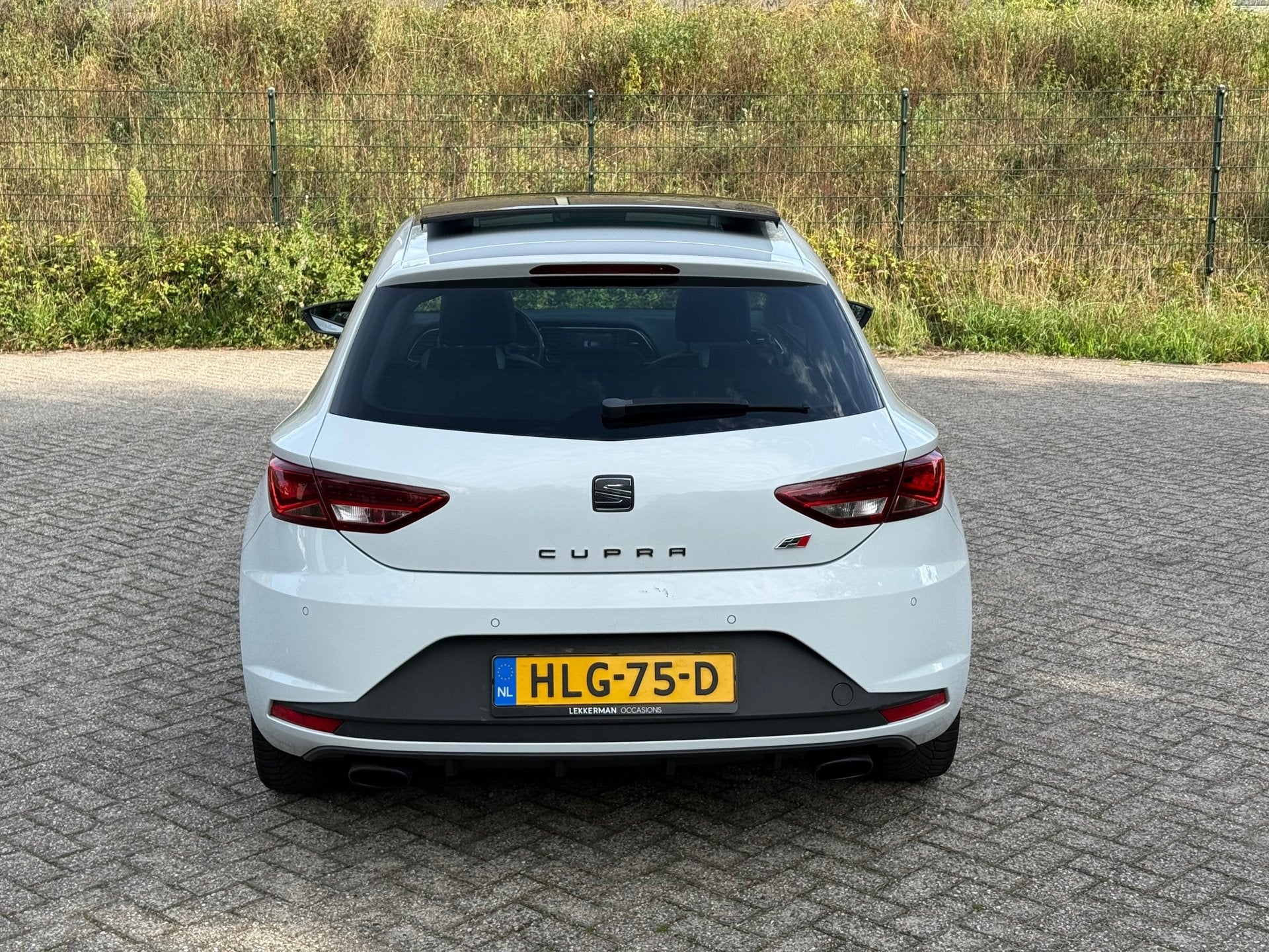 Seat LEON SC CUPRA 265PK I PANO I KLEPSYSTEM I PDC I VOLL ON, Euro 5, Gebruikt, 1984 cc, Leon