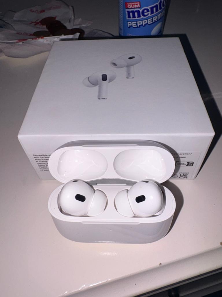 AirPods Pro 2, Audio, Tv en Foto, Koptelefoons, Overige merken, Zo goed als nieuw, Draadloos, Op oor (supra aural)
