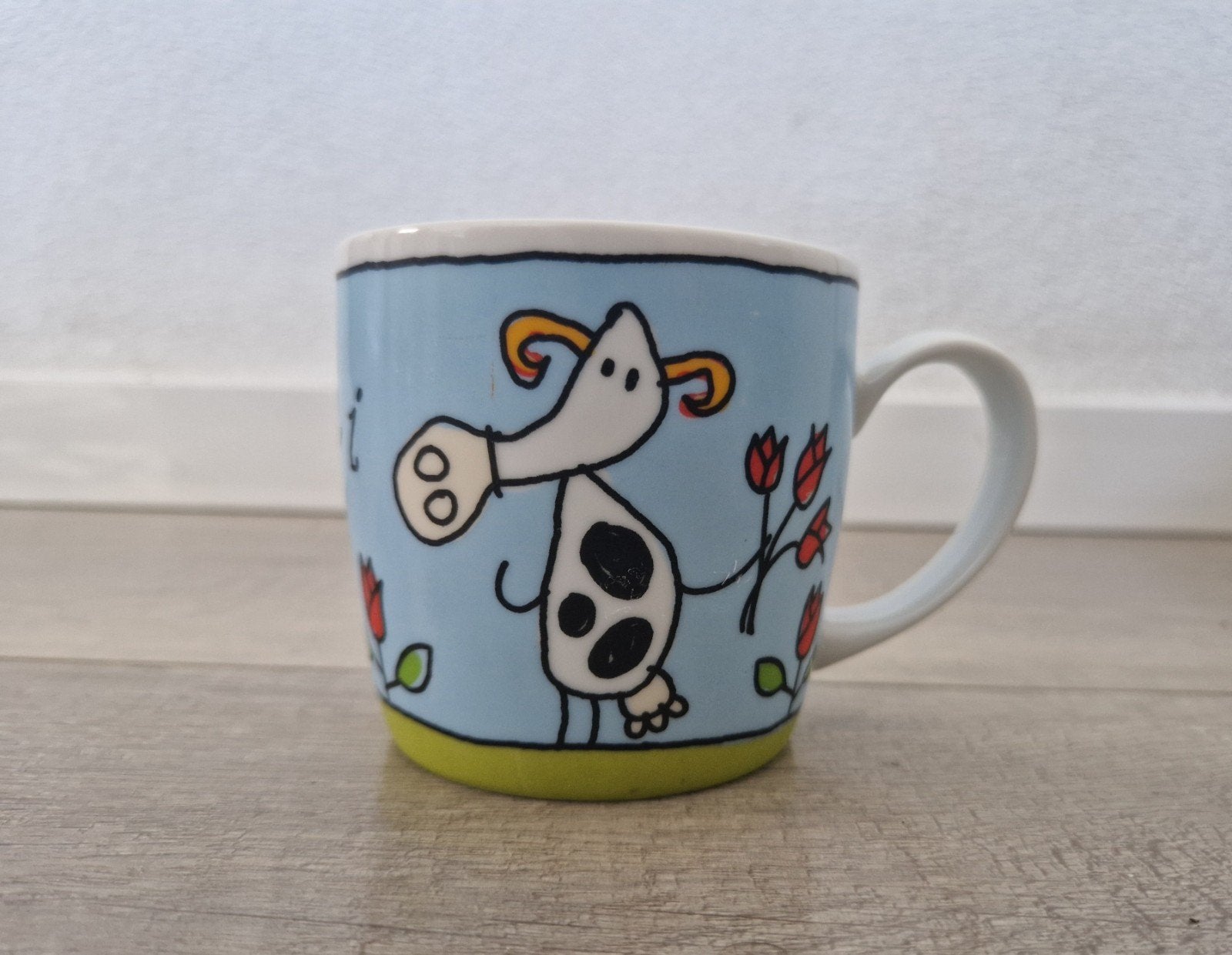 mok kop koe koei babette harms beker kleuren bloemen, Ophalen of Verzenden, Zo goed als nieuw, Overige stijlen, Kop(pen) en/of Schotel(s)
