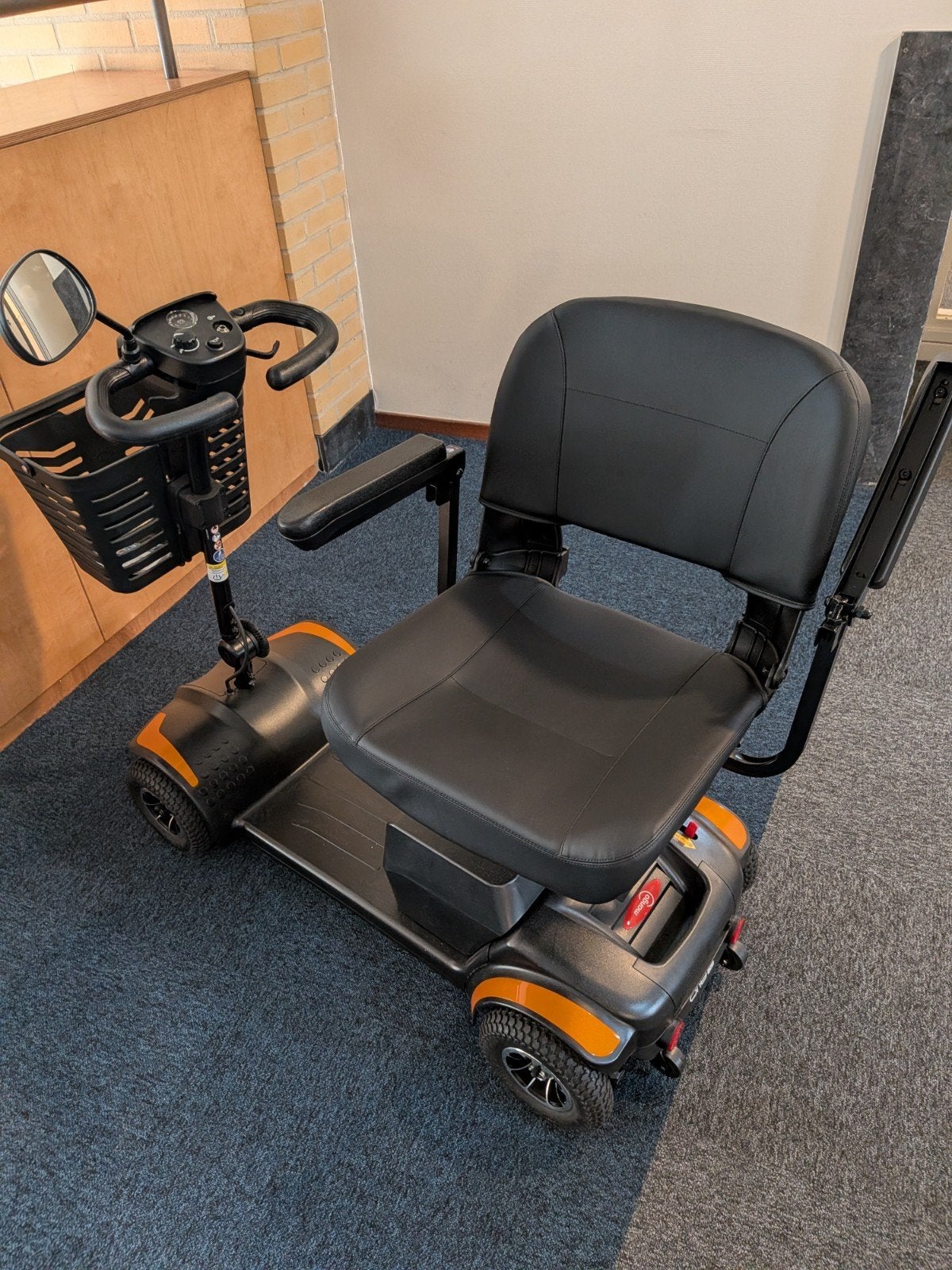 Nieuwe Vermeiren scootmobiel One Air Plus, Diversen, Ophalen, 16 t/m 25 km, Nieuw, 16 km/u of meer