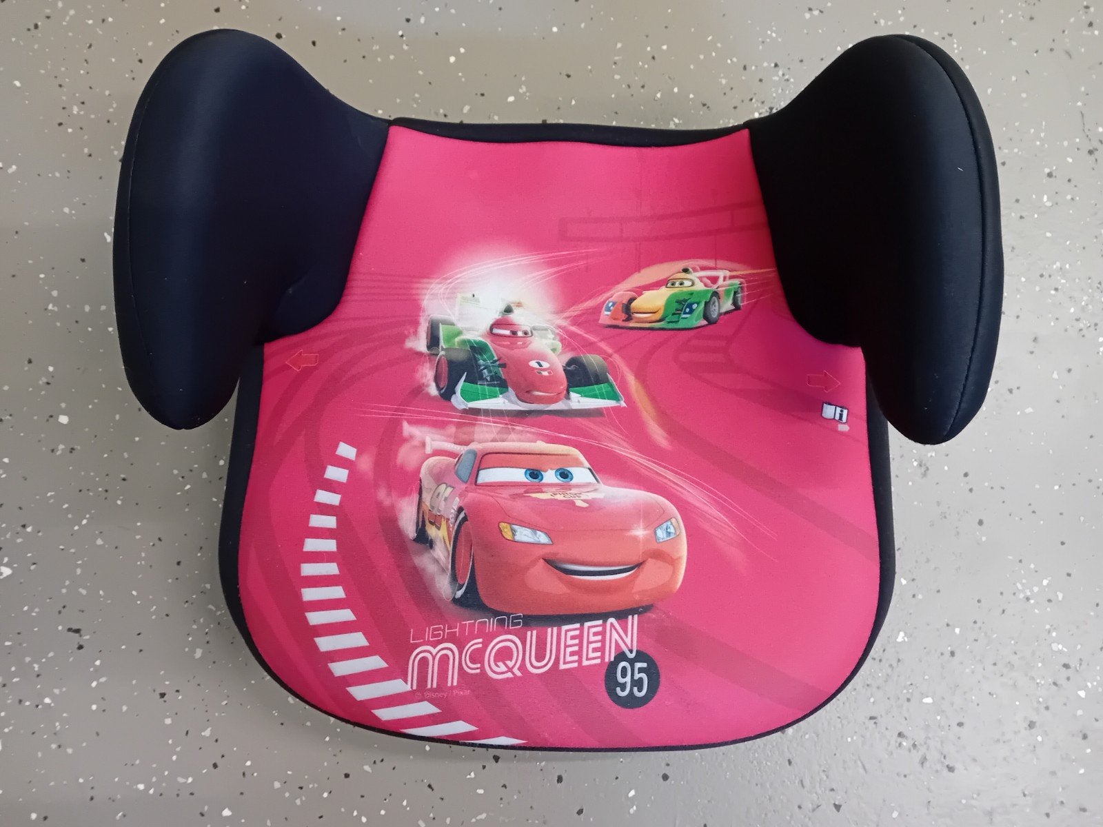 Autostoelverhoger Lightning McQueen, 15 t/m 36 kg, Ophalen, Overige merken, Gebruikt