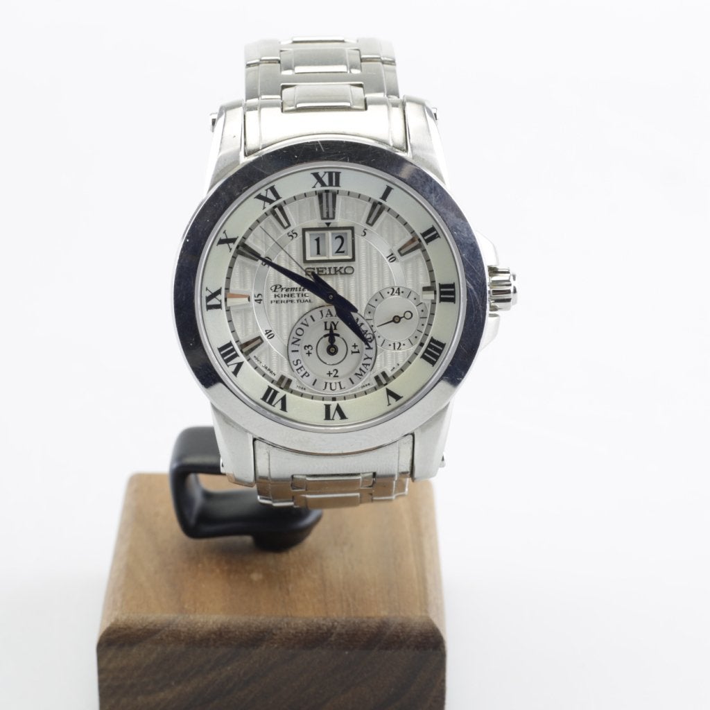 Seiko SNP091P1 Premier Kinetic Perpetual | Nette staat, Seiko, Zo goed als nieuw, Support@seiko.com, 5-11, Akasaka 2-chome
Minato-ku, Tokyo 107-0052
Japan