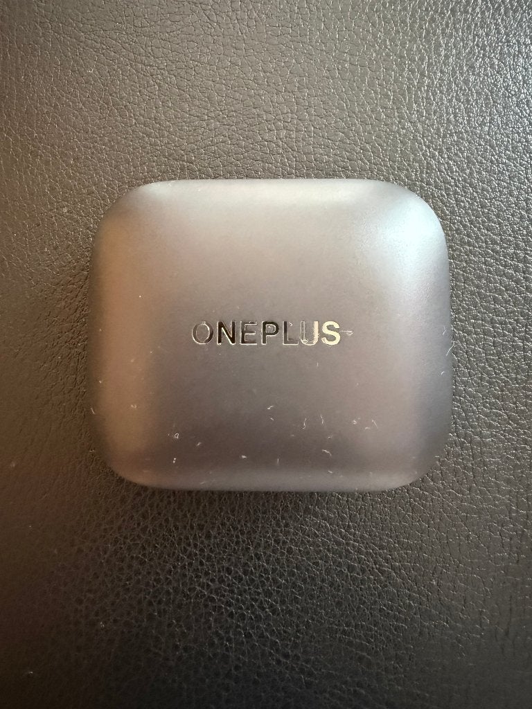 OnePlus Buds 3 E509A charging case, Gebruikt, Zwart, Ophalen of Verzenden, In oorschelp (earbud)