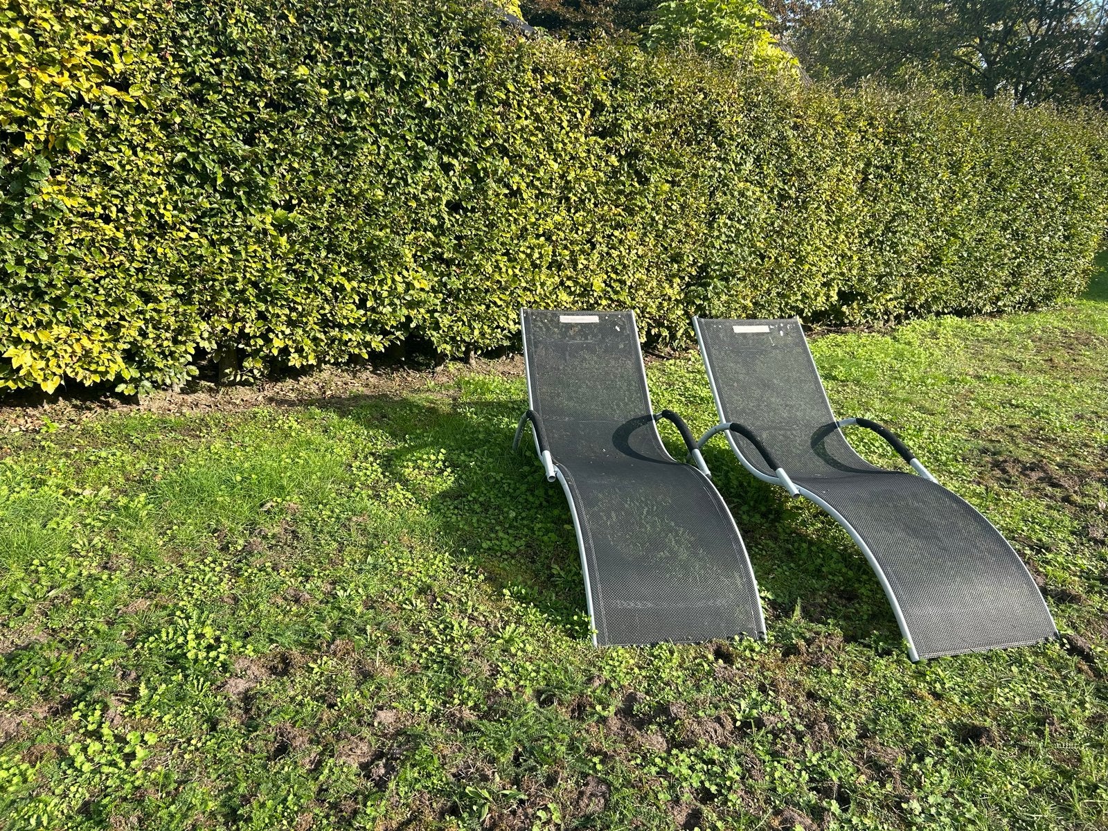2 heerlijke ligbedden - Prima staat, Tuin en Terras, Ophalen, Zo goed als nieuw, Textileen, Verstelbaar