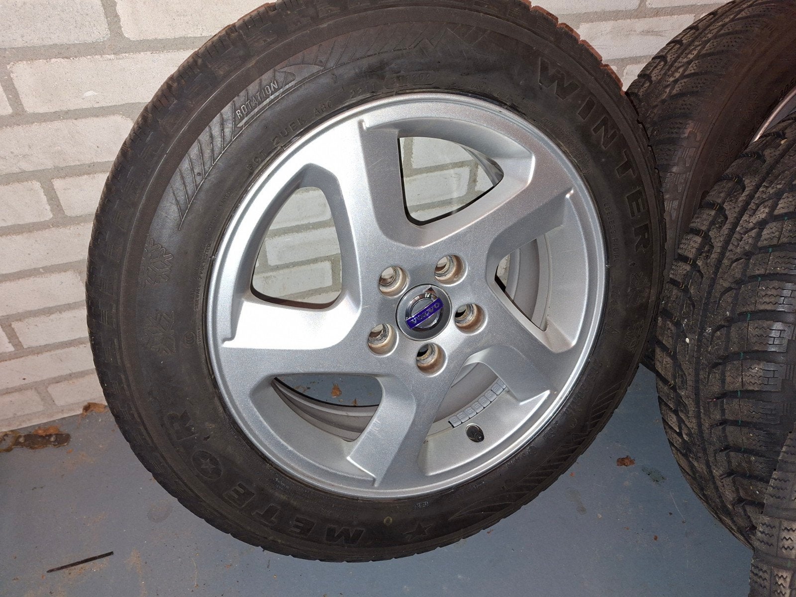 Volvo wielen 16 inch winterset 63.4 7mm meerdere sets, Auto-onderdelen, Banden en Velgen, Ophalen, Banden en Velgen, 17 inch, Winterbanden