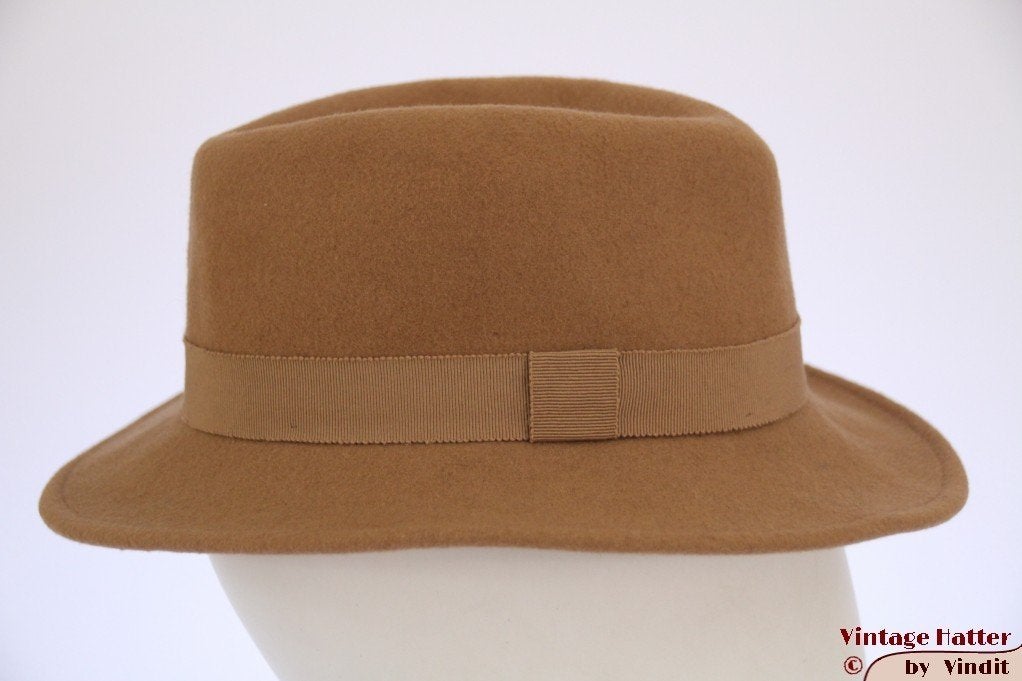 Vintage Dames gleufhoed Mayser beige bruin 55 = S tot XS, Kleding | Dames, Mayser, 55 cm (S, 6⅞ inch) of minder, Hoed, Ophalen of Verzenden