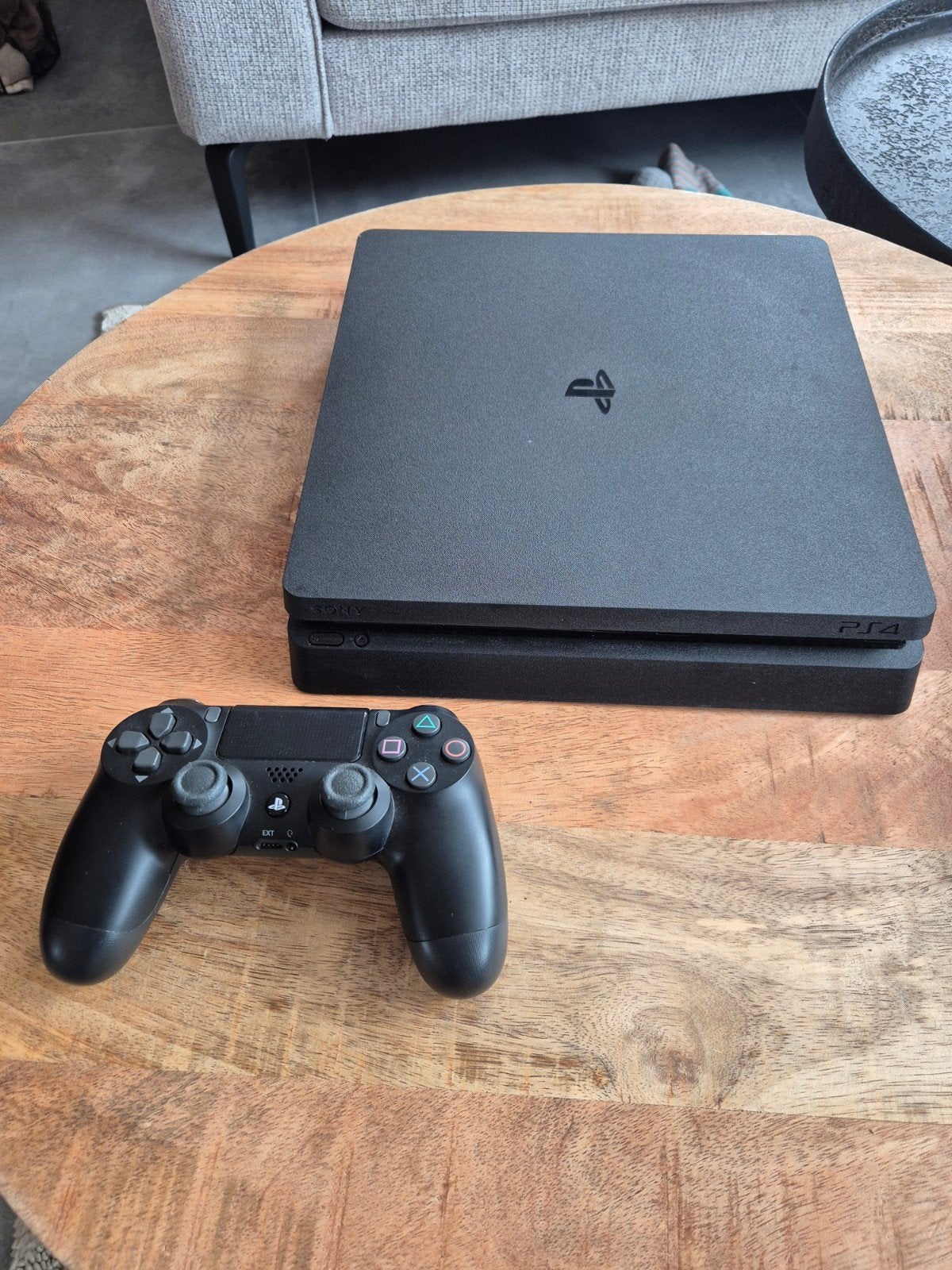 PlayStation 4 Slim en 5 games, Ophalen, Met 1 controller, Slim, 500 GB