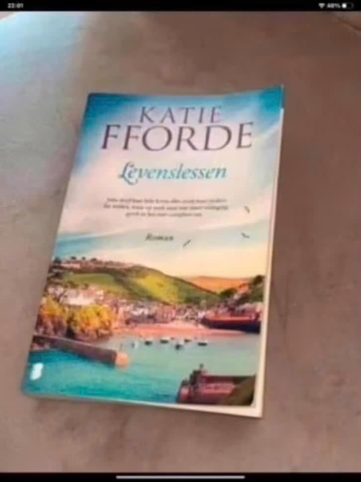 Levenslessen - Katie Fforde (Roman), Gelezen, Katie Fforde, Ophalen of Verzenden, Nederland