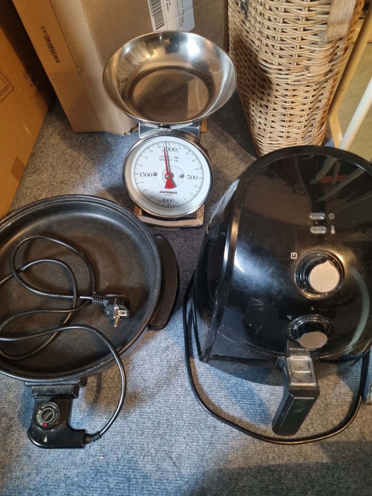 Airfrijer en elektrische kookpan en weegschaal, Ophalen of Verzenden, Airfryer