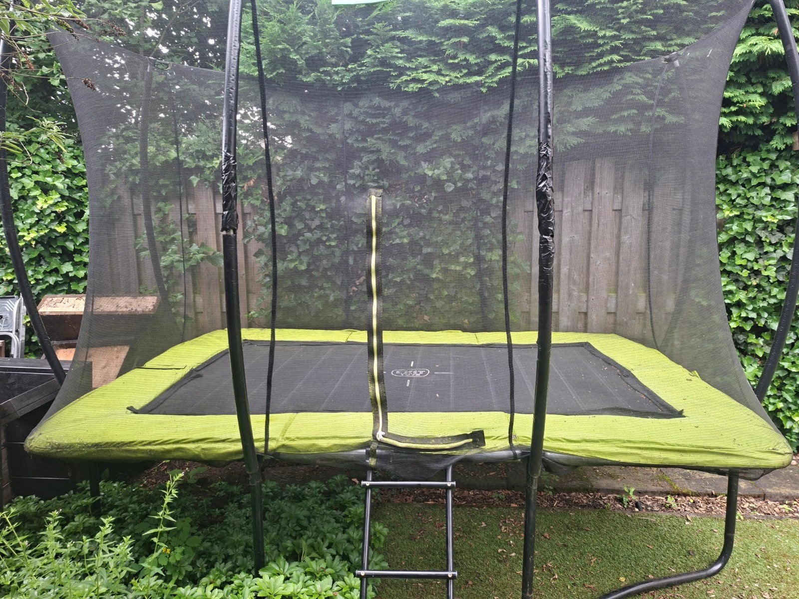 Grote rechthoekige exit trampoline met veiligheidsnet, Ophalen, Gebruikt