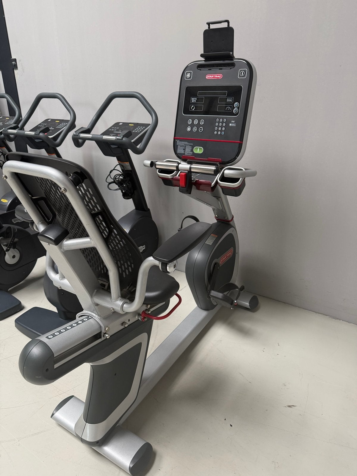 STAR TRAC TRX Ligfiets - Professionele Hometrainer, Sport en Fitness, Ophalen of Verzenden, Zo goed als nieuw, Benen, Overige typen