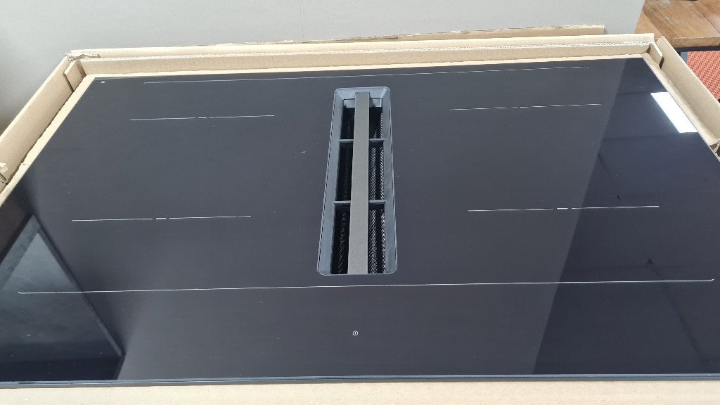 Nieuwe A-merk inductiekookplaat met afzuiging, Premium model, Ophalen, 50 tot 100 cm, Minder dan 100 cm, 25 tot 50 cm