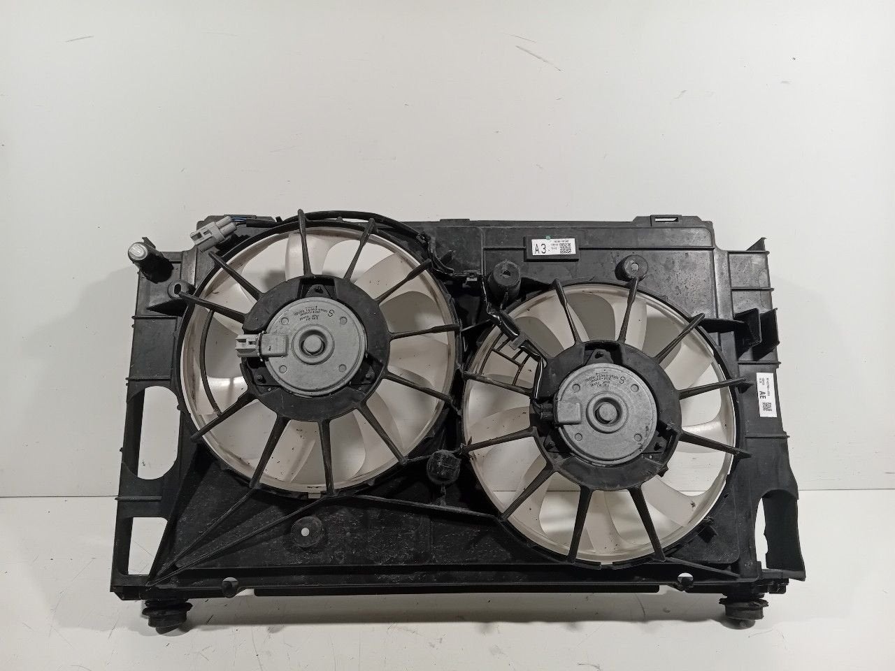 Koelventilator Toyota Auris, Onderdelen@venauto.nl, Van der Ven Autorecycling B.V., Gebruikt, Ettenseweg 76, 4706 PB Roosendaal, The Netherlands