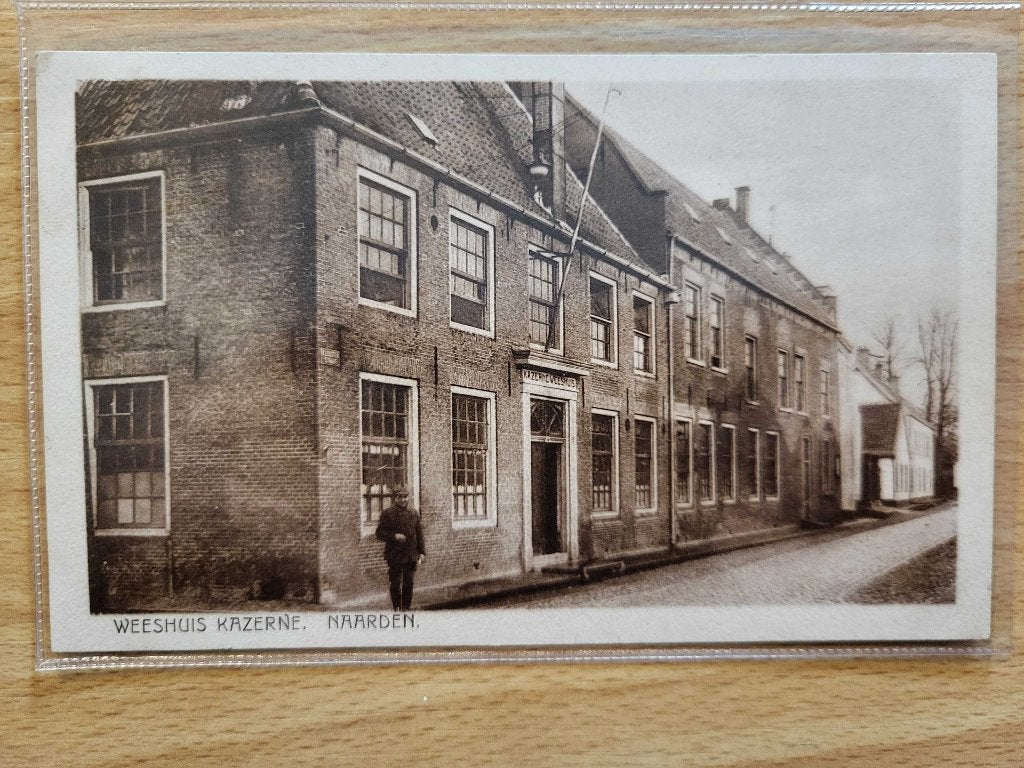 ansicht NAARDEN Weeshuiskazerne Militair Leger, Ophalen of Verzenden, Voor 1920, Noord-Holland
