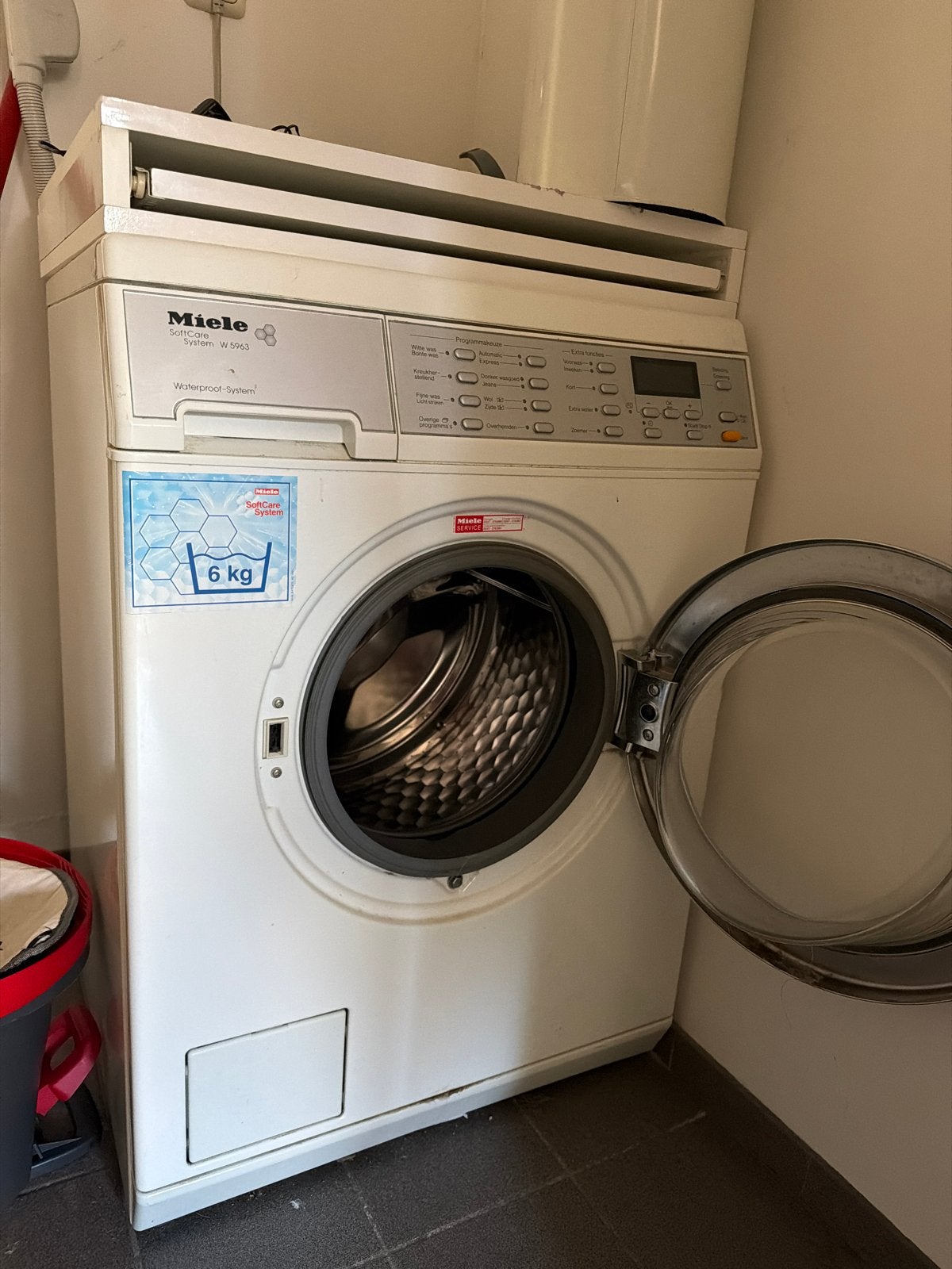 Miele SoftCare System W5963 Wasmachine - 6 kg, Gebruikt, Ophalen of Verzenden, Voorlader, 85 tot 90 cm