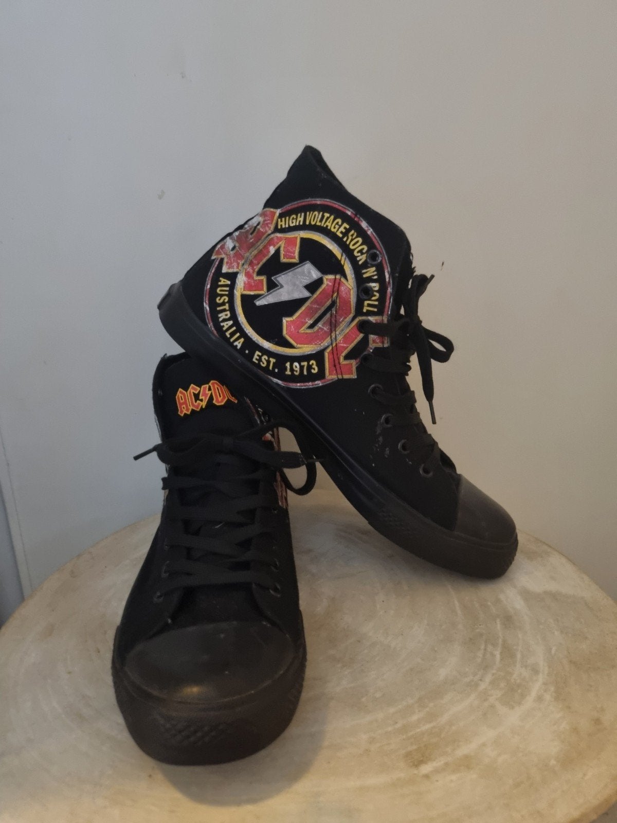 Zwarte F.B.I. AC/DC Sneakers, maat 45, Kleding | Heren, Ophalen of Verzenden, Zwart