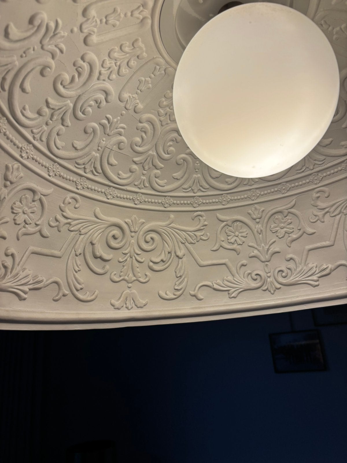 Lampen groot wit met relief aan de binnenzijde, Ophalen, Zo goed als nieuw