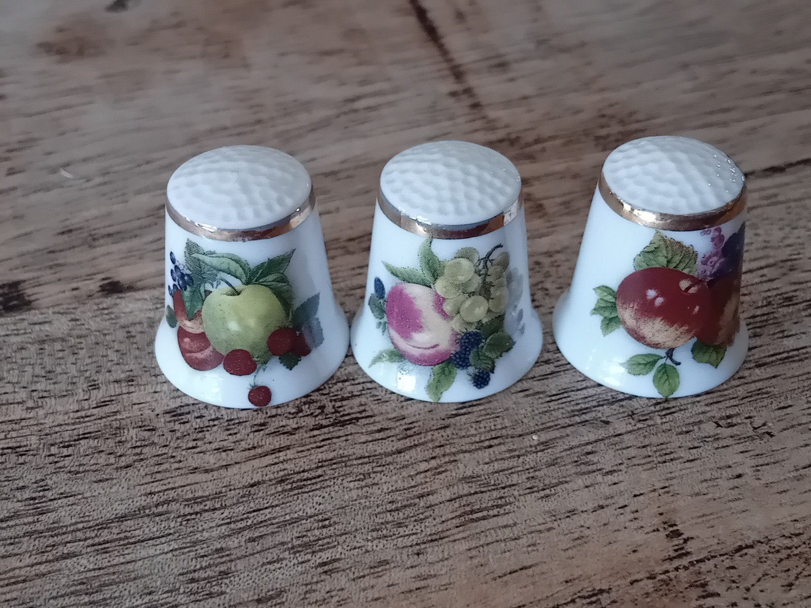 Vingerhoedjes verzamelen serie fruit Reutter, Verzamelen, Ophalen of Verzenden, Zo goed als nieuw