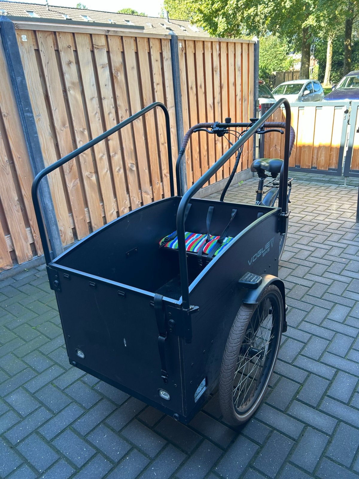 Vogue Bakfiets Elite met huif en elektrische ondersteuning, Gebruikt, Elektrisch, 2 kinderen, Schijfrem