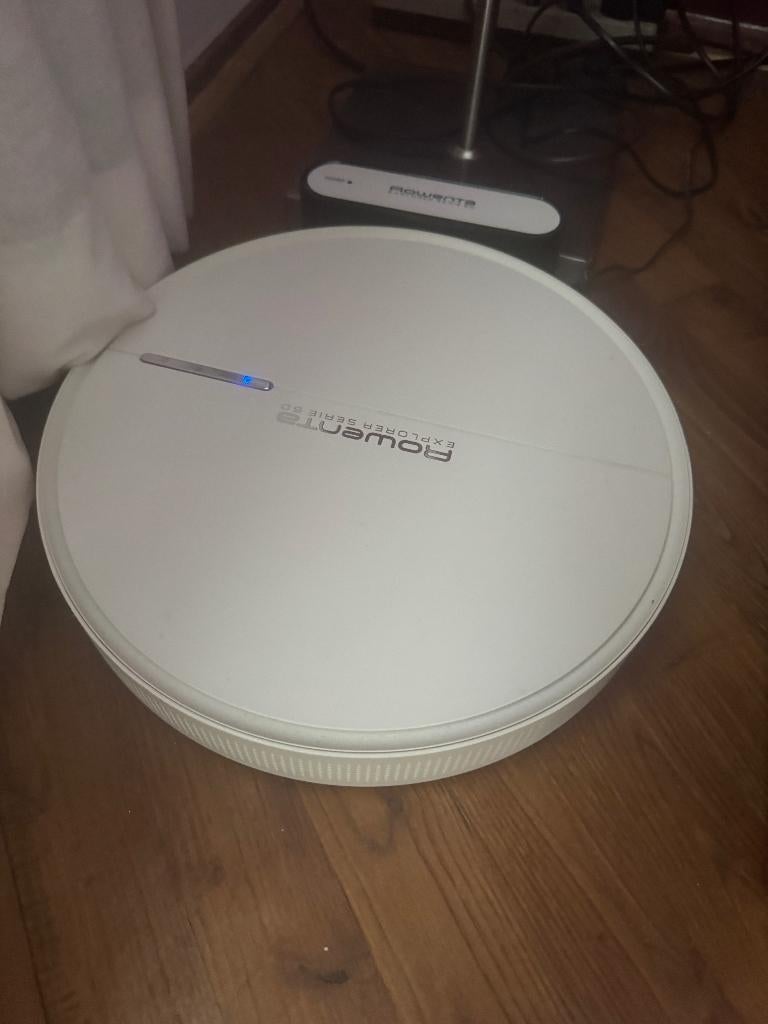 Rowenta Explorer Serie 60 Robotstofzuiger, Witgoed en Apparatuur, Stofzuigers, Gebruikt, 1600 tot 2000 watt, Robotstofzuiger, Stille werking