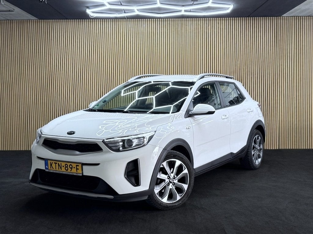 Kia Stonic 1.0 T-gdi 120pk 2020 Wit 3mnd Garantie, Auto's, Voorwielaandrijving, 450 kg, Bedrijf, Handgeschakeld