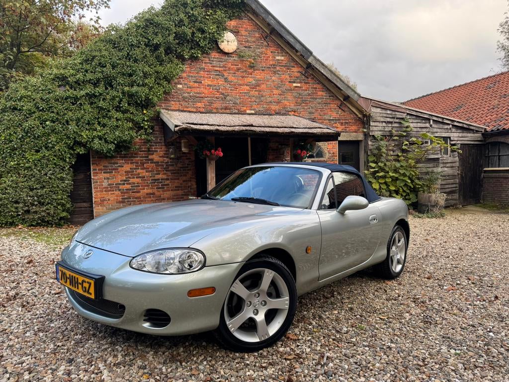 Mazda MX-5 1.6 I Grijs, Hardtop, Stoelverwarming, nwe APK, Auto's, 13 km/l, Achterwielaandrijving, 40 €/maand, 4 cilinders