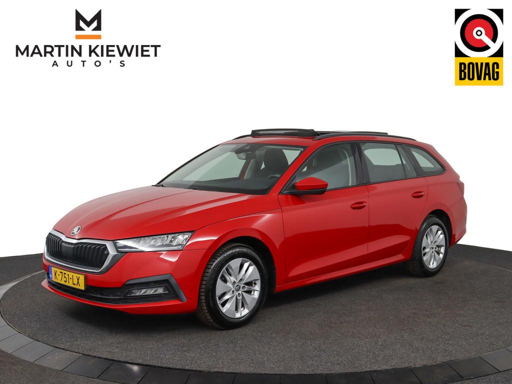 Skoda Octavia Combi 1.0 TSI Business Edition|Trekhaak|Panora, Auto's, Skoda, Stof, Gebruikt, Automatische klimaatregeling, Origineel Nederlands
