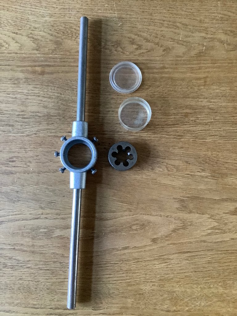Ronde snijplaat HSS R 1/2" inclusief snijraam, Ophalen of Verzenden, Gebruikt