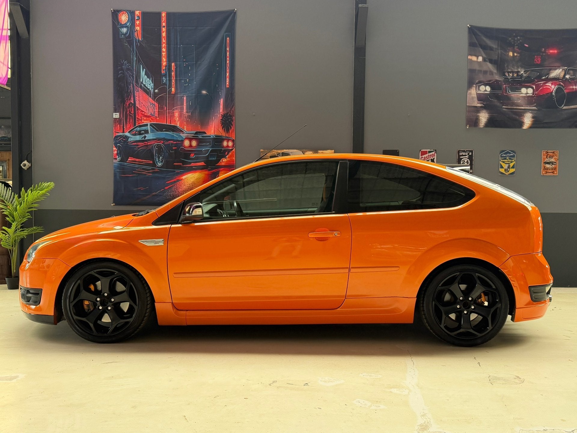 Ford Focus 2.5-20V ST |Milltek | Recaro |, Gebruikt, Zwart, Overige kleuren, 2521 cc