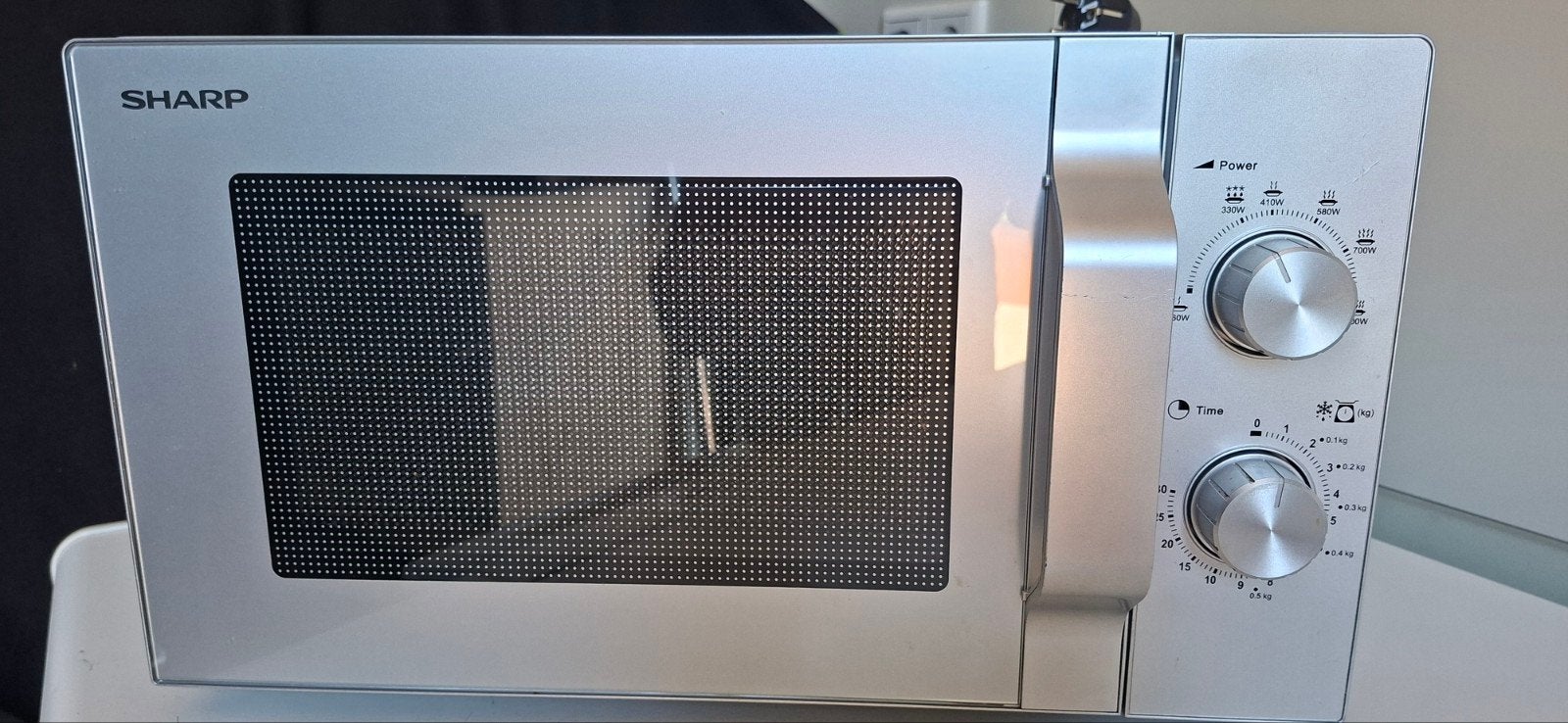 Sharp R204 Magnetron ., Minder dan 45 cm, Ophalen of Verzenden, Draaiplateau, Vrijstaand