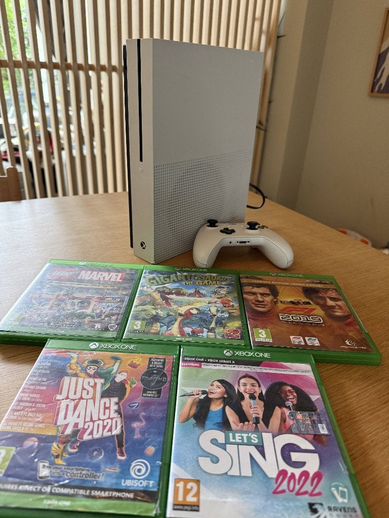 Xbox One S 500GB wit + controller + 5 games, 500 GB, Xbox One S, Ophalen of Verzenden, Zo goed als nieuw