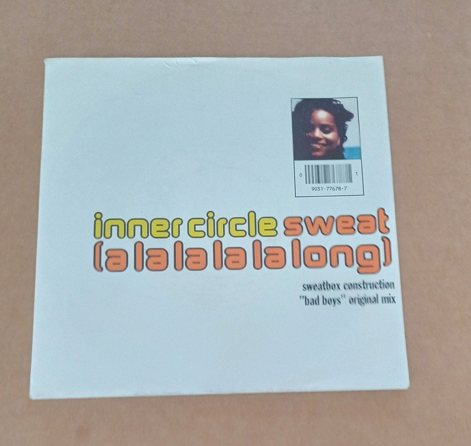 Inner Circle - Sweat (A La La La La Long)/Bad Boys, Beschermende buitenhoes, Ophalen of Verzenden, Gebruikt, Pop