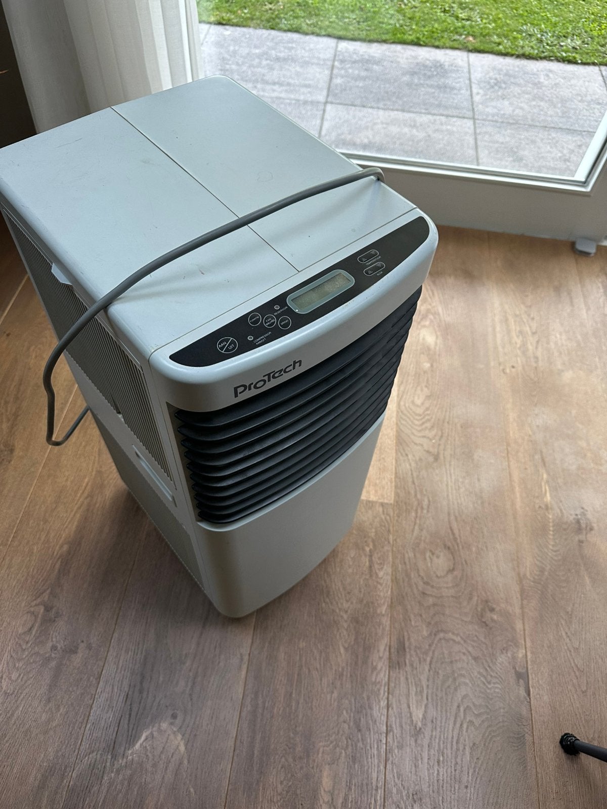 Mobiele airco defect, Witgoed en Apparatuur, Airco's, Minder dan 60 m³, 3 snelheden of meer, Ophalen of Verzenden, Niet werkend