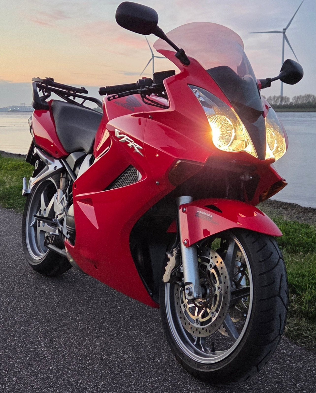 Honda VFR800 VTEC ABS, Motoren, 4 cilinders, Motorrijbewijs A, Gebruikt, Particulier