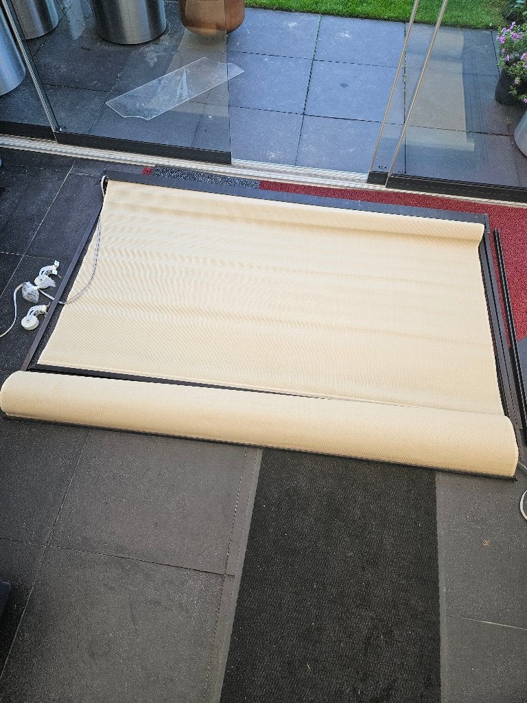 Vlakhangende sunscreen voor buiten 195x110, twee stuks, Ophalen, Gebruikt, Minder dan 250 cm, Minder dan 150 cm