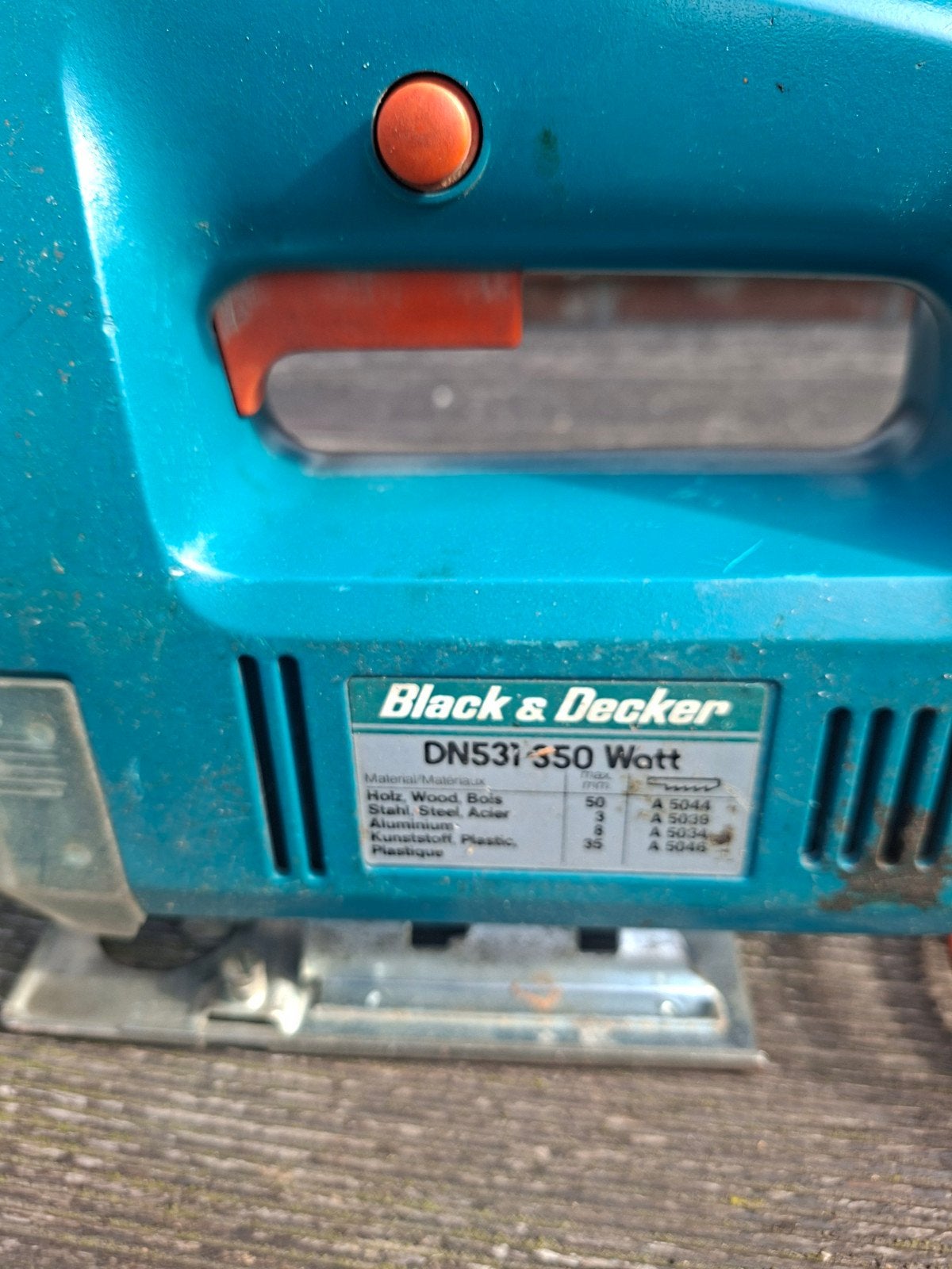 blauwe decoupeerzaag en een nietmachine, Ophalen, Gebruikt, Overige merken