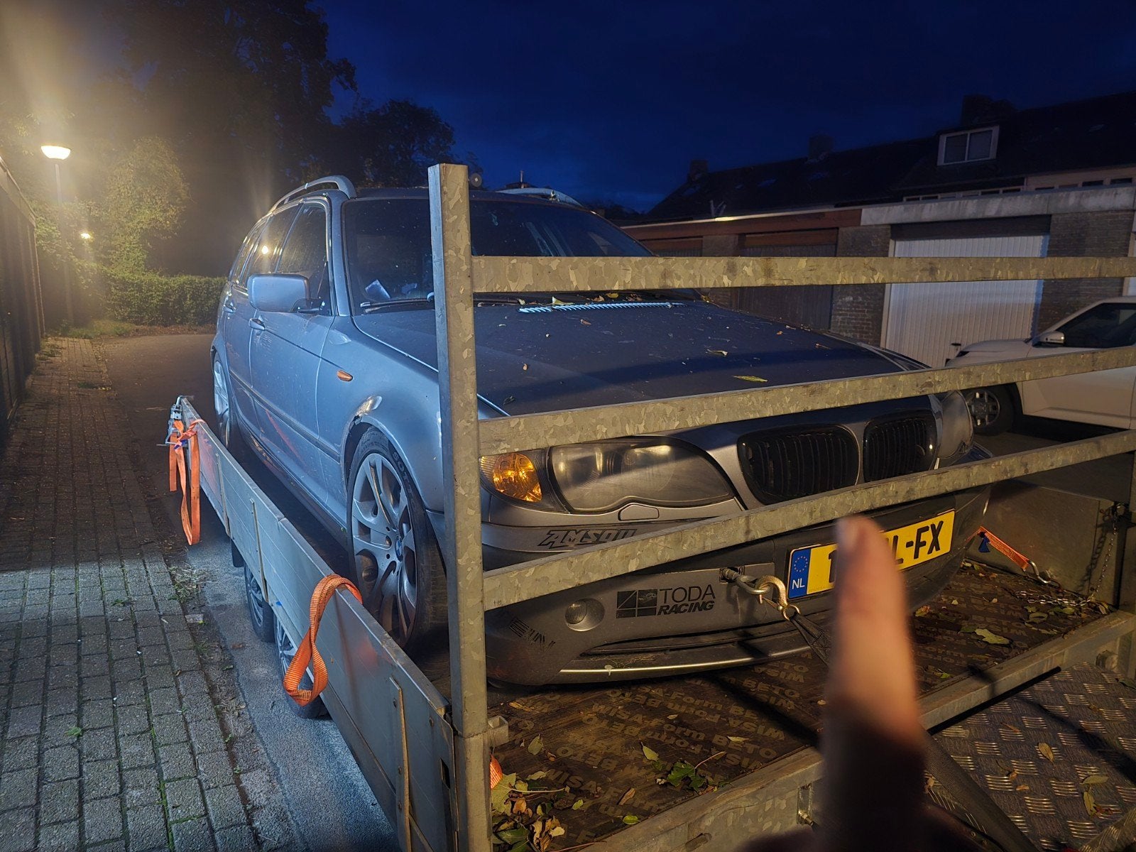 330d e46 touring in onderdelen, Ophalen