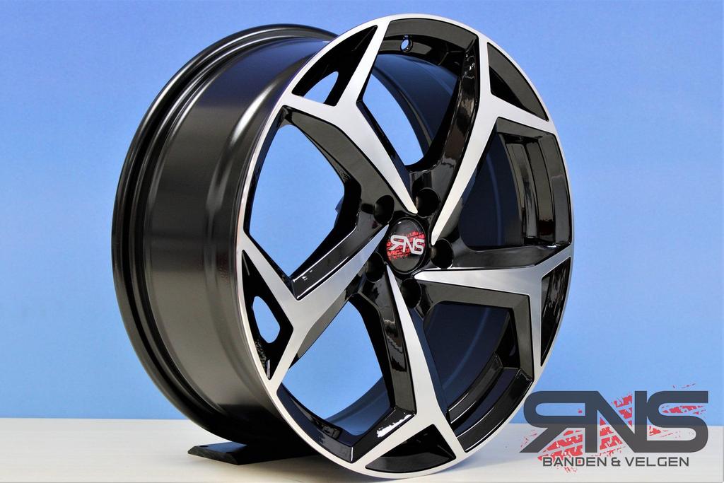 5x100 17 inch Passen Onder Seat Skoda Polo Ibiza Velgen, Auto-onderdelen, Banden en Velgen, Velg(en), -, -, Nieuw