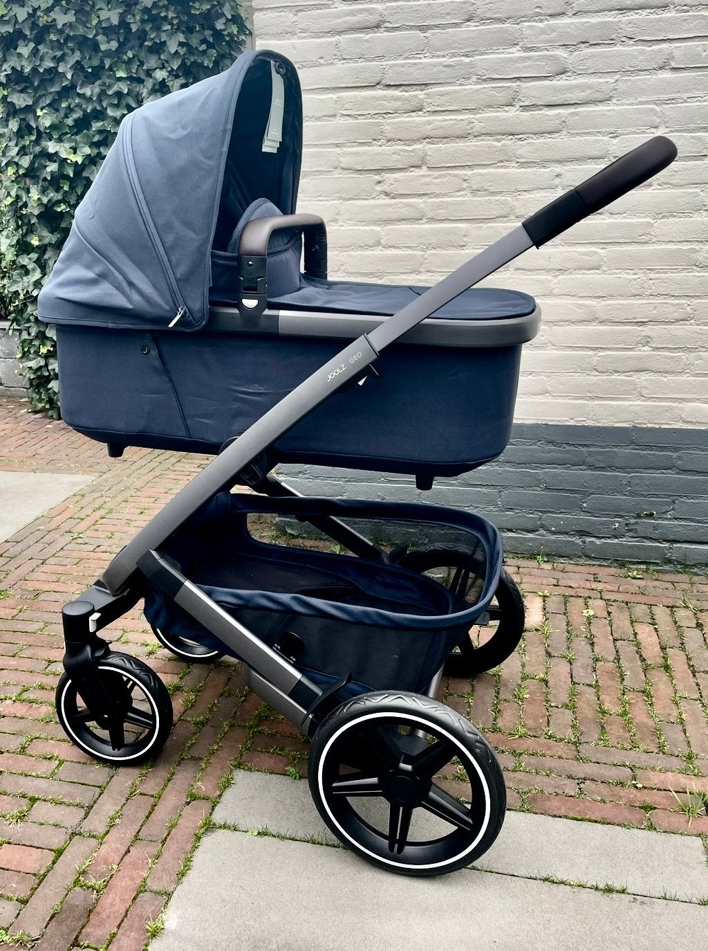 Joolz Geo 3 kinderwagen – Navy Blue + accessoires, Gebruikt, Met reiswieg, Ophalen, Kinderwagen