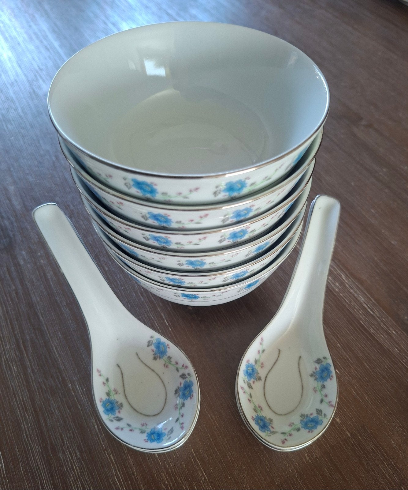Set van 6 Chinese kommen met lepels - Made in China, Ophalen