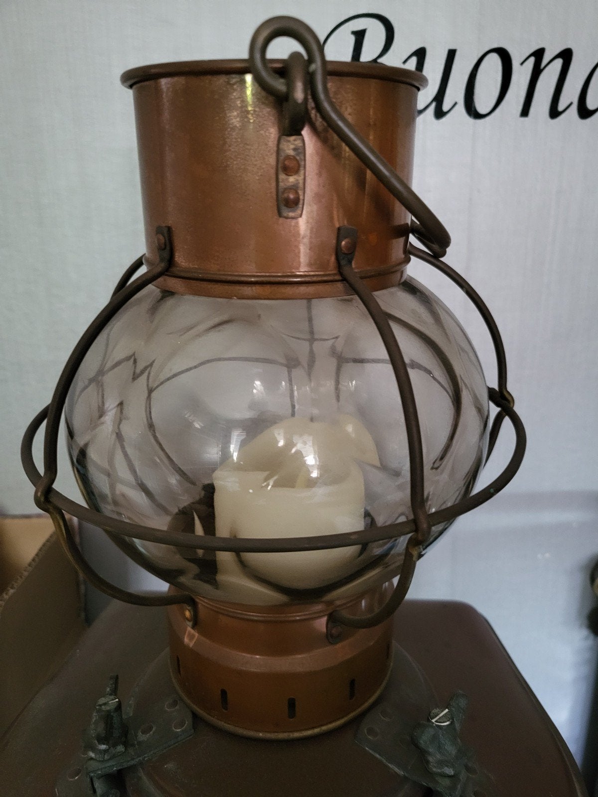 Oude koperen lamp met batterij kaars, Ophalen of Verzenden