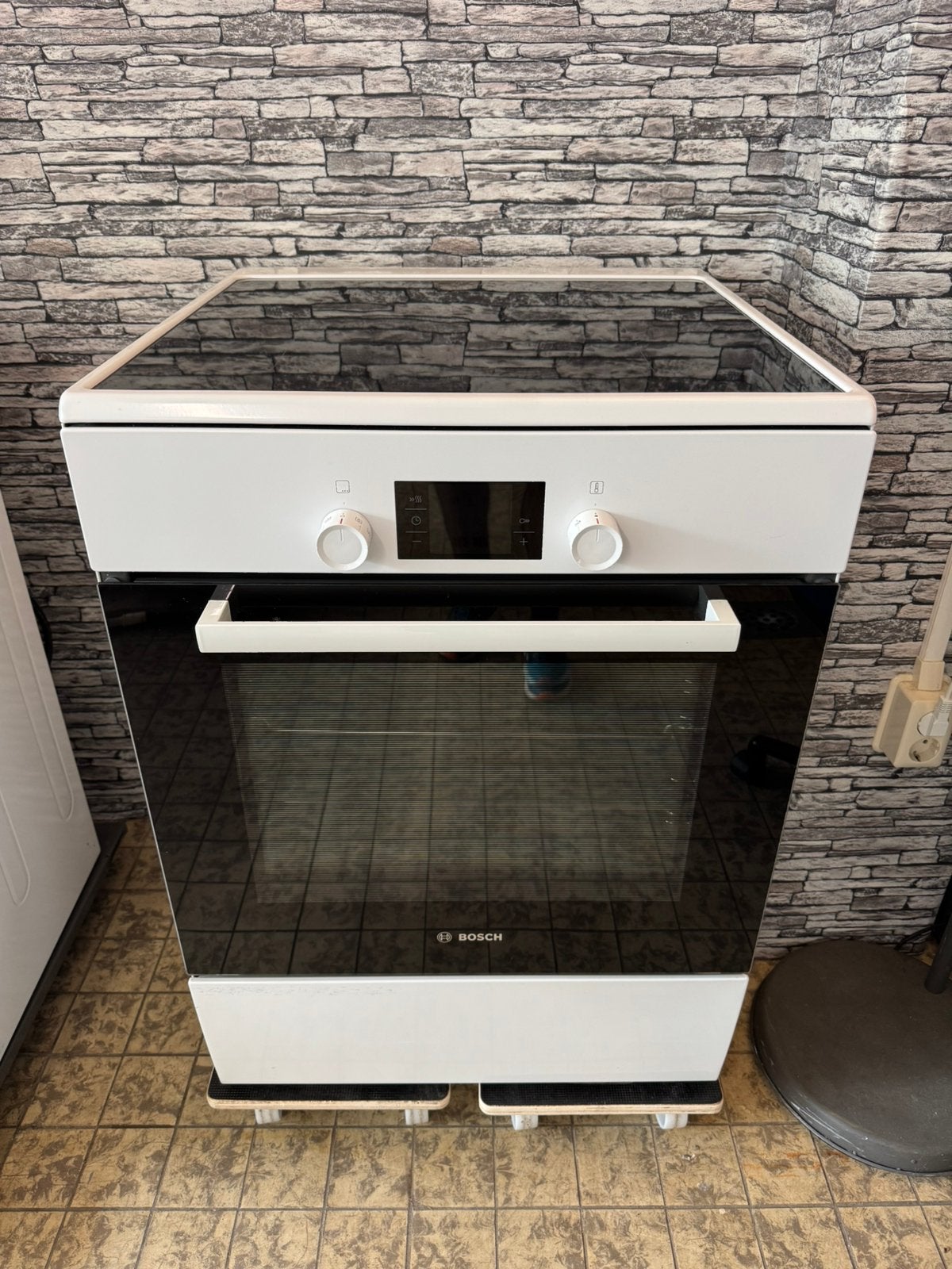 Prachtige Bosch inductie fornuis 2 fasen, Zo goed als nieuw, Inductie, Vrijstaand, 85 tot 90 cm